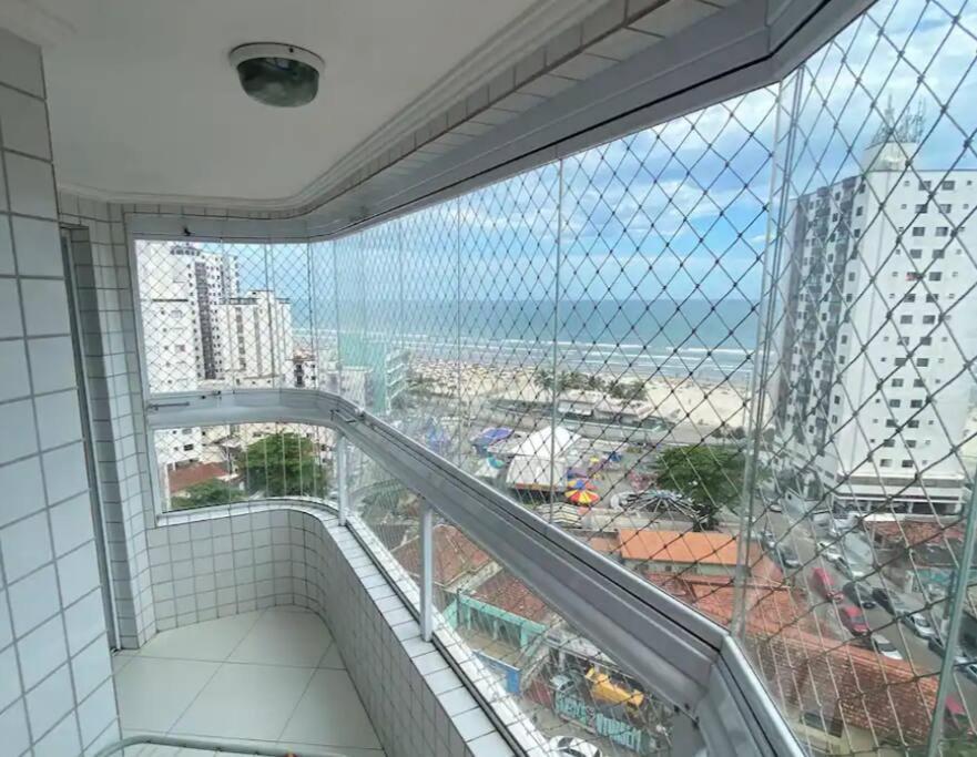 Apartamento 2 Dormitorios E Sacada Gourmet Frente Ao Mar Прая-Гранди Экстерьер фото